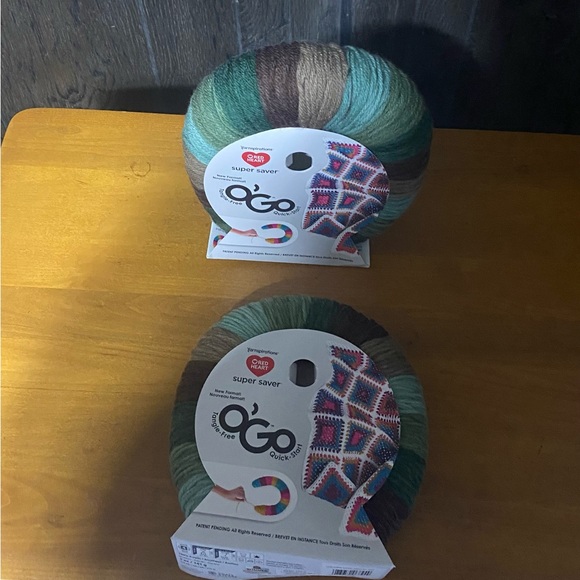 New Yarn 22 skeins - varying weights & fiber - Picture 8 of 10